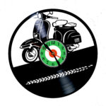 reloj de vinilo vespa