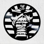 silueta de iron maiden