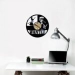 Vinyone Piece Wanted Trafalgar Reloj de Pared - Imagen 2