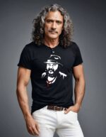 camiseta negra marea kutxi romero modelo