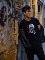 Camiseta Negra Vinysuaves Yosi - Imagen 4