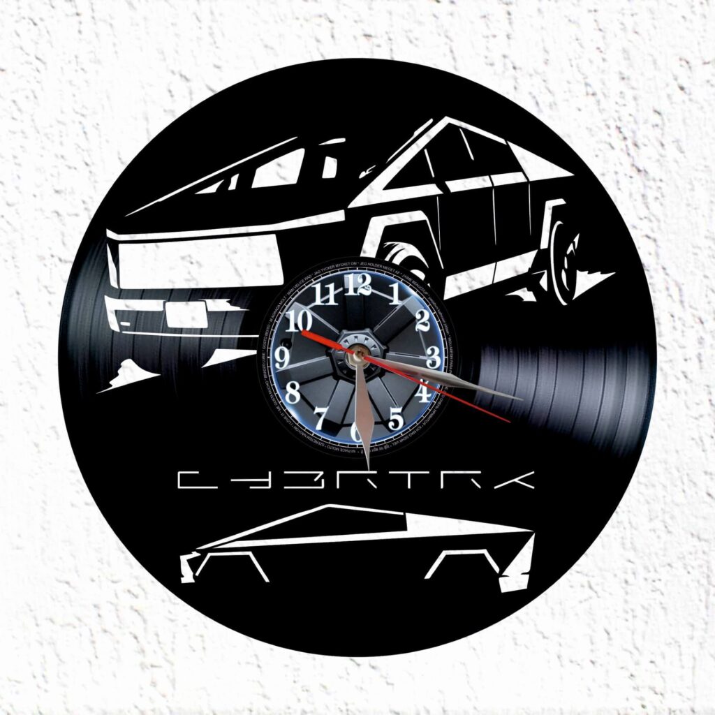 tesla cybertruck reloj pared